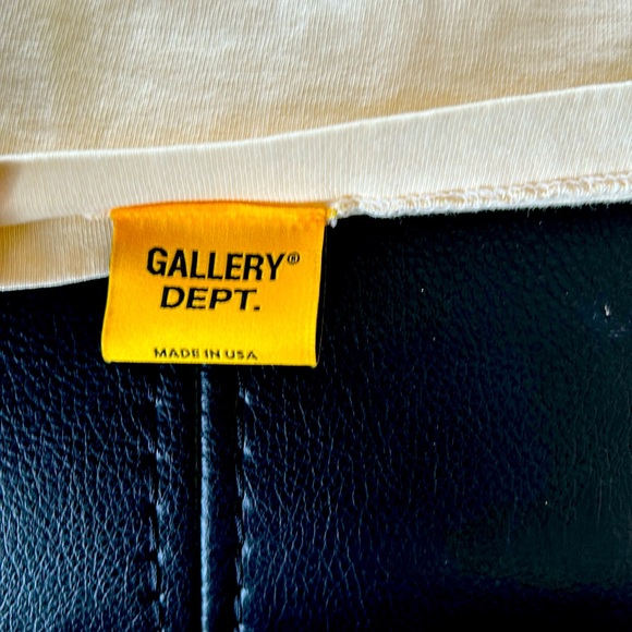 COPY - Gallery Dept Logo Tee - Picture 2 of 6